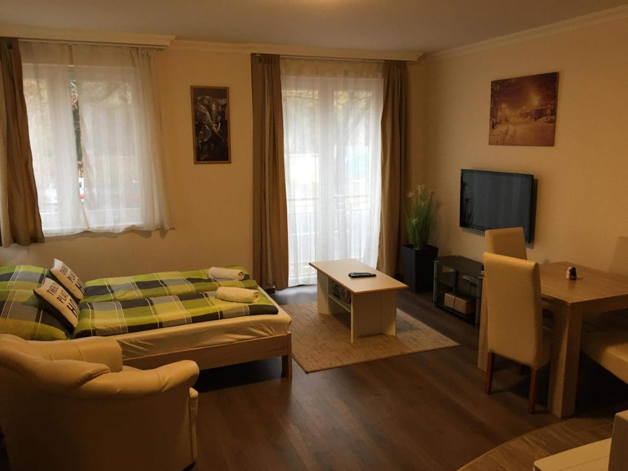 My Home Apartman Hajduszoboszlo Ngoại thất bức ảnh